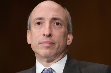 sec-chair-says-bitcoin-is-centralized-after-approving-etfs