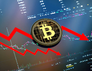 bitcoin-retreats:-etf-dream-fades,-price-tumbles-under-$42,000