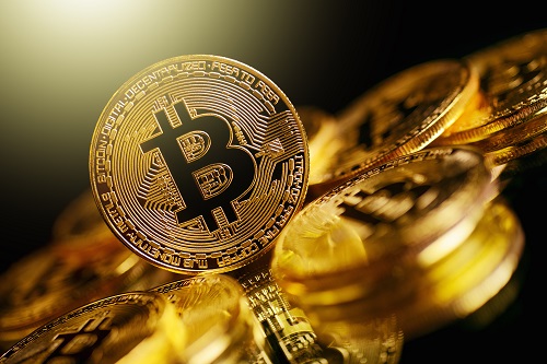 $2b-in-dormant-bitcoin-(btc)-moved-after-5-years:-arkham