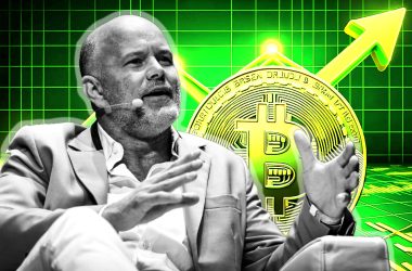 bitcoin-to-surge-in-6-months-as-investors-pivot-from-grayscale-to-new-etfs,-galaxy-digital’s-novogratz-says