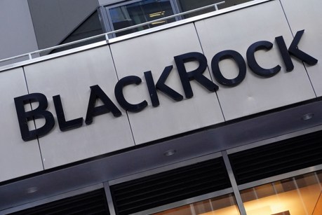 blackrock’s-ibit-maintains-lead-in-bitcoetf-market,-crosses-$2-billion-in-inflows