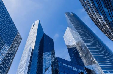 big-banks-show-fomo-and-seek-a-slice-of-the-bitcoin-etf-action