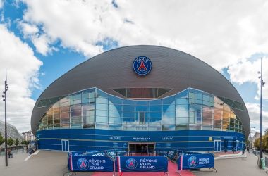 psg-becomes-first-football-club-blockchain-validator