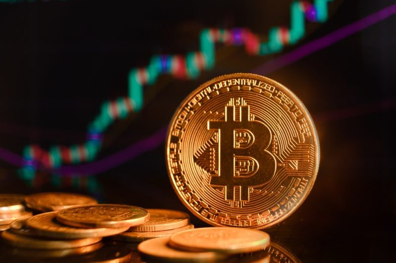 bitcoin-hits-$56k,-its-highest-level-since-november-2021:-are-we-seeing-$60k-soon?
