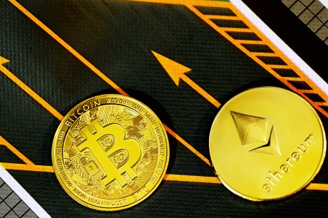 ethereum-leaves-bitcoin-behind,-but-is-this-rally-sustainable?