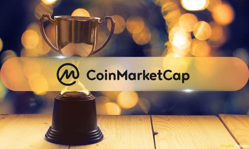 sol,-bonk,-celestia-emerge-winners-of-cmc-crypto-awards-2024:-what-else-is-on-the-list?