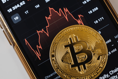 bitcoin-fee-shock:-network-charges-double-amidst-excitement-of-$70,000-btc