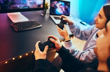 square-enix-invests-in-web3-and-nft-gaming-platform-hyperplay