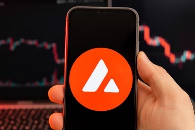 avax-soars-9%-as-avalanche-and-chainlink-announce-partnership-for-global-asset-circulation