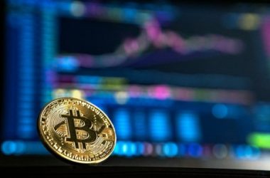 analysts-bullish-on-bitcoin-despite-peter-schiff’s-$20,000-doom-scenario