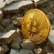 bitcoin’s-weekend-dip-shakes-out-short-term-holders