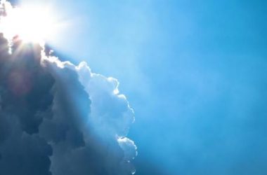 analyst-keeps-faith-in-xrp,-targets-$288-despite-price-retreat