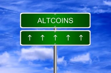 crypto-guru-reveals-top-altcoin-picks-and-defi-risks:-what-you-need-to-know