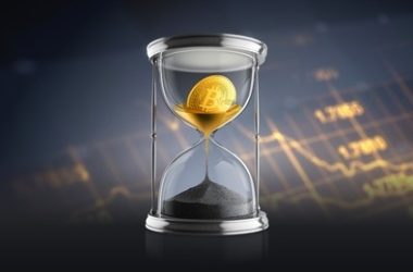 timing-the-breakout:-when-will-bitcoin-escape-the-post-halving-consolidation?