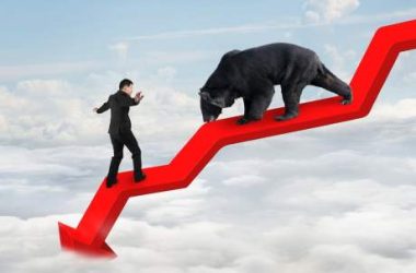 dot-price-(polkadot)-approaches-key-level:-should-traders-brace-for-sharp-drop?