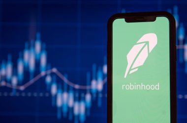 sec-goes-after-robinhood;-kangamoon-steady-as-market-reacts