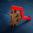 bitcoin-could-crash-below-$55,000,-top-analyst-sounds-the-alarm