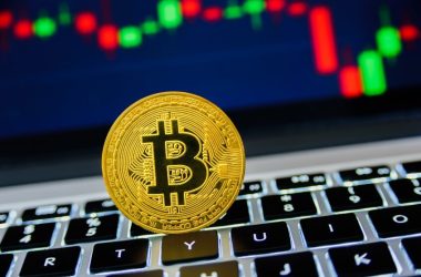 friend,-akt-and-grt-prices-soar-as-bitcoin-falls-below-$62k