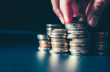 peter-thiel’s-vc,-vitalik-buterin-back-$70-million-raise-for-polymarket