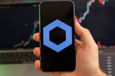 chainlink-soars-after-dtcc-completes-major-pilot;-bitbot-readies-for-market-entry