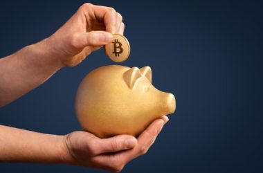 $2.5-billion-in-bitcoin-flows-out-of-centralized-exchanges-–-time-to-buy?