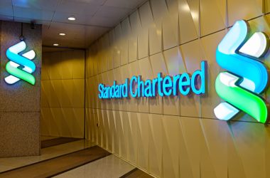 standard-chartered-to-launch-btc,-eth-spot-trading-desk:-bloomberg