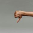 ethereum-etf-dream-on-hold:-sec-thumbs-down-applications-(again)