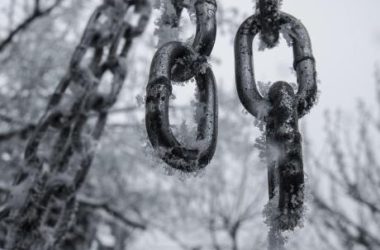 bear-market-bites:-chainlink-loses-10%,-further-downturn-to-$6.80-feared