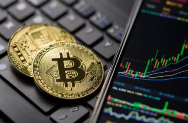 bitcoin-eyes-$63,000:-key-indicators-signal-further-decline-–-time-to-sell?