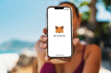 metamask-partners-with-mastercard-for-a-self-custody-debit-card-pilot-program