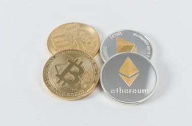 ethereum-bitcoin-ratio-breaks-0.04-barrier:-could-altcoins-be-at-risk?