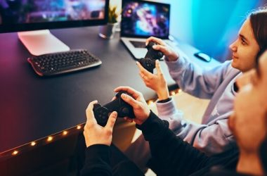 pixelverse-debuts-ton-microtransactions-outside-telegram-with-beta-browser-game-launch