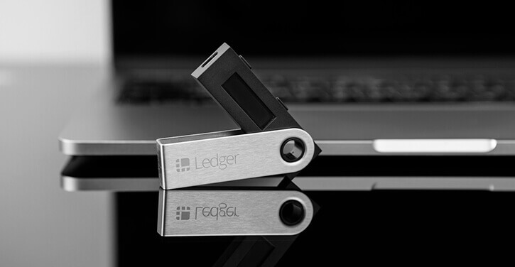 uphold’s-topper-integrates-with-ledger-hardware-wallet