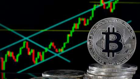 bitcoin-short-squeeze-could-catapult-price-to-new-all-time-high-–-here’s-why