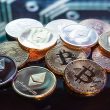 donald-trump-names-david-sacks-as-“ai-and-crypto-czar”
