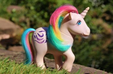 what-is-unicorn-fart-dust-(ufd)?-it-hit-$240m-market-cap-in-just-two-days