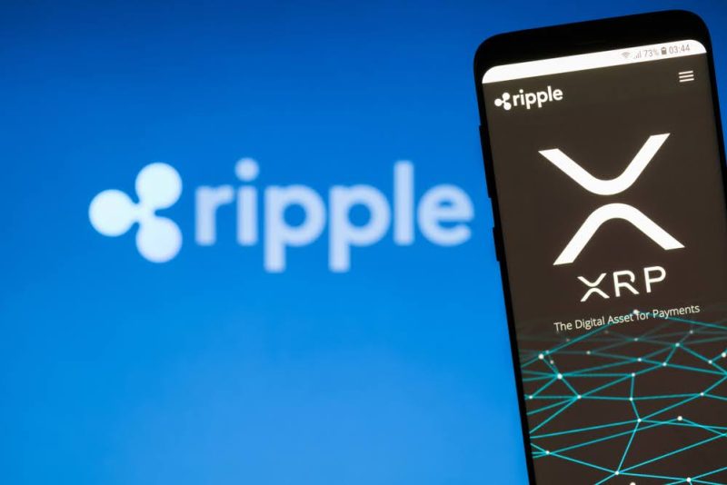 ripple-and-chainlink-team-up-to-further-rlusd-adoption