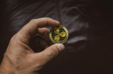 xrp-‘half-mast-flag’-pattern-points-to-$500-billion-market-cap-if-bullish-trend-completes
