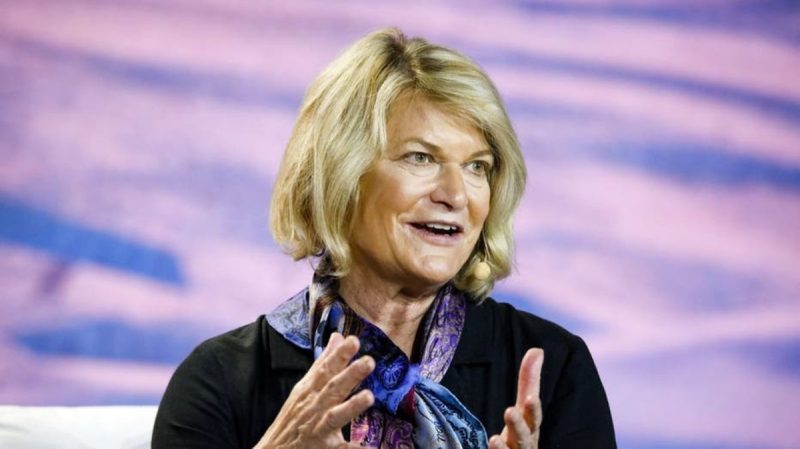 rep.-senator-cynthia-lummis-selected-to-chair-crypto-subcommittee