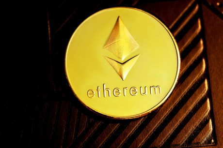 ethereum-exchange-outflows-hits-2-month-high-with-$1.4-billion-withdrawn,-what-this-means