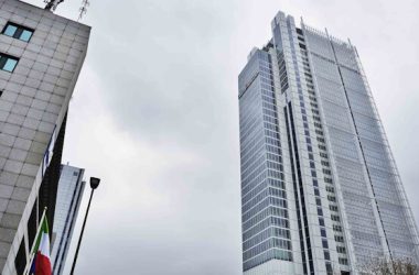 italy’s-largest-bank,-intesa-sanpaolo,-buys-$1m-bitcoin