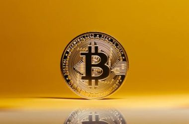 bitcoin-could-surge-to-$1.7-million,-according-to-cryptoquant-and-glassnode