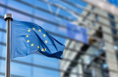 european-central-bank-wants-a-digital-euro-as-trump-embraces-stablecoins