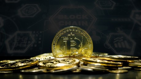 5-meme-coins-to-100x-your-investment-as-bitcoin’s-historical-achievement-fuels next-bull run