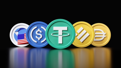 ark-invest:-stablecoin-transaction-value-reached-$15.6t-in-2024,-beats-mastercard-and-visa