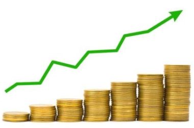 retail-investors-boost-bitcoin-accumulation-by-72%-amid-intense-whale-selling-–-details