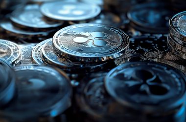 bloomberg-analysts’-rankings-show-litecoin-leading-altcoin-etf-approval-race,-while-xrp-trails
