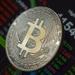 no-$200k-bitcoin?-popular-trader-explains-why-it’s-unlikely-this-decade