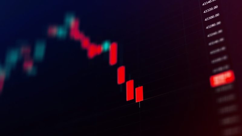 bitcoin-drops-below-$90k-as-trump-confirms-trade-tariffs