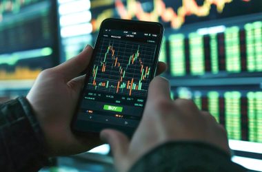 the-rise-of-mobile-trading-and-the-power-of-b2core-android-app-2.2
